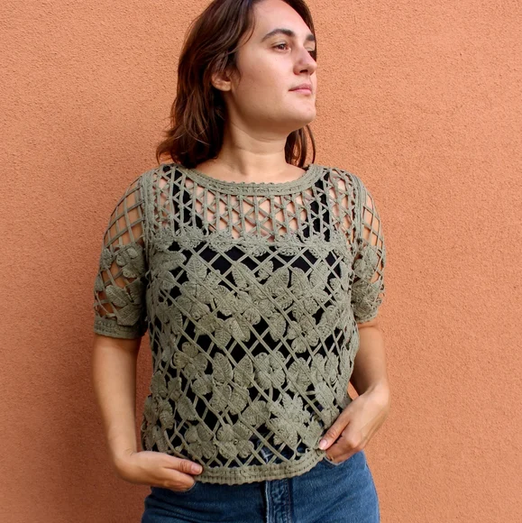 SOLD Vintage Y2K 2000s Chico's Crochet Olive Green Blouse / Pullover Quilt Style - Picture 2 of 4